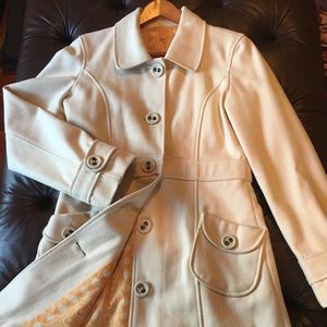 Woman’s Ivory Pea Coat - excellent condition